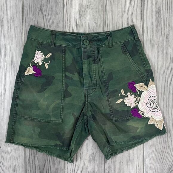 Free People Size 0 Embroidered Floral Camo Boho Cotton High Rise Bermuda Shorts - Picture 1 of 12
